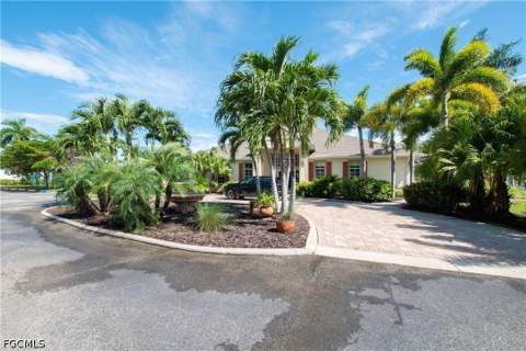 4219 Liron Ave 203, Fort Myers FL - photo 16 of 26