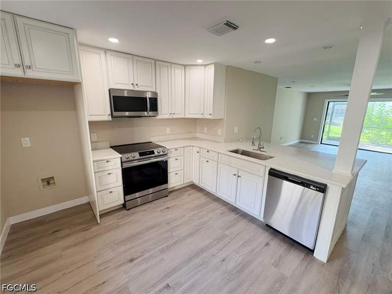 2 bedroom Condominium at 11460 Caravel Cir 5002, Terrace, Fort Myers — photo 3