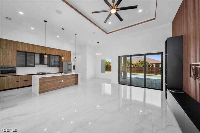 3 bedroom SingleFamilyResidence at 3009 SW 16th Pl, Cape Coral, Cape Coral — photo 5