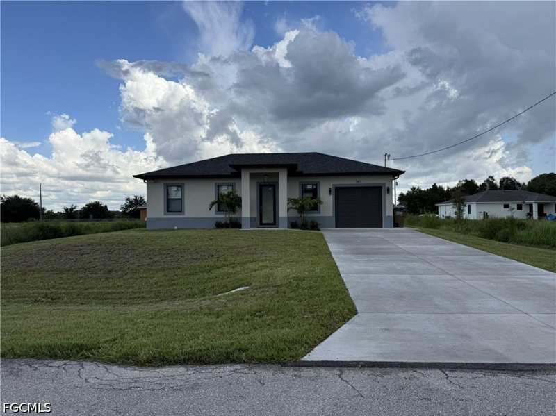 3 bedroom SingleFamilyResidence at 383 Pennfield Ave, Lehigh Acres, Lehigh Acres — photo 1