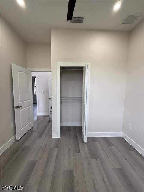 383 Pennfield Ave, Lehigh Acres FL - photo 14 of 28