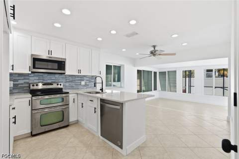 193 Hibiscus Dr, Fort Myers Beach FL - photo 16 of 47