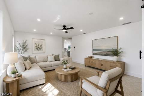 193 Hibiscus Dr, Fort Myers Beach FL - photo 7 of 47