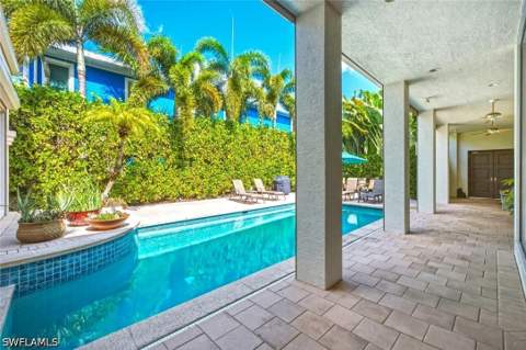 576 96th Ave N, Naples FL - photo 9 of 43