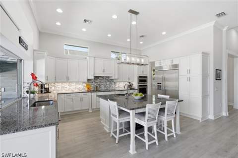 6061 Lucaya Way, Naples FL - photo 11 of 50
