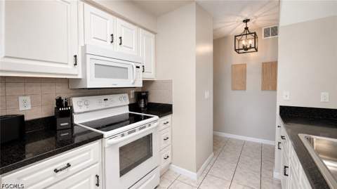 3915 SW 1st Ave, Cape Coral FL - photo 6 of 19