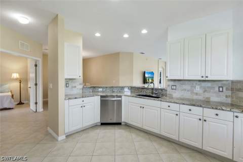 28120 Donnavid Ct 104, Bonita Springs FL - photo 11 of 44