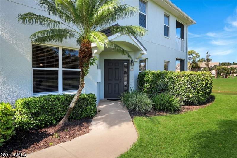3 bedroom Condominium at 28120 Donnavid Ct 104, Hunters Ridge, Bonita Springs — photo 2