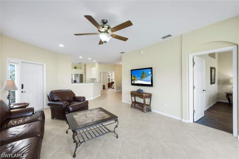 3 bedroom Condominium at 28120 Donnavid Ct 104, Hunters Ridge, Bonita Springs — photo 5