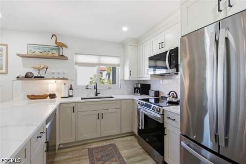 2265 W Gulf Dr 320-C, Sanibel FL - photo 9 of 39