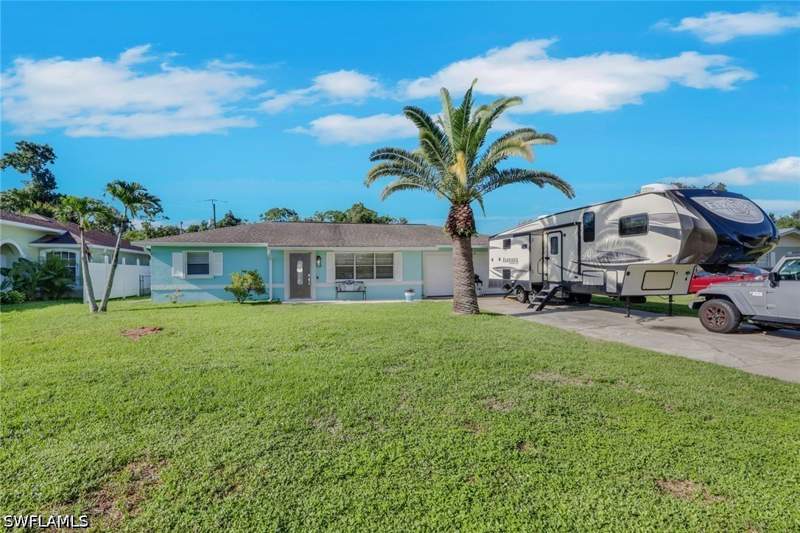 3 bedroom SingleFamilyResidence at 12213 De Moya Dr, Fort Myers Shores, Fort Myers — photo 2