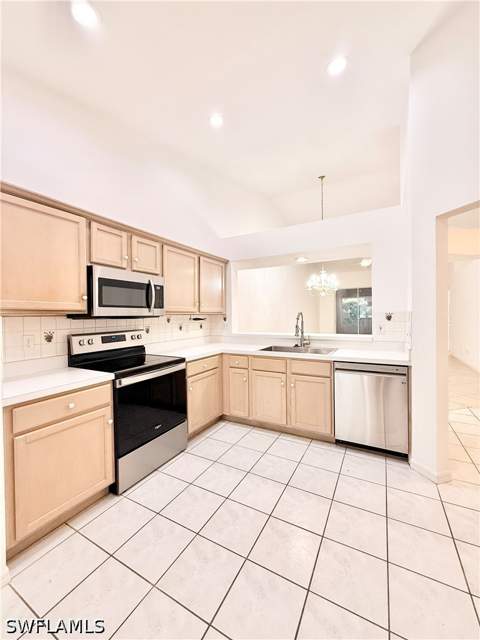 7001 Lone Oak Blvd, Naples FL - photo 10 of 27