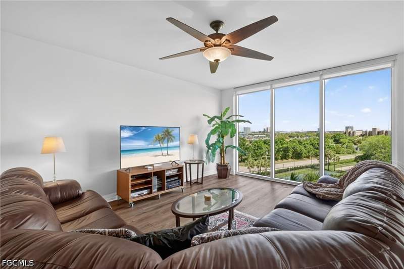2 bedroom Condominium at 3414 Hancock Bridge Pkwy 602, North Star Yacht Club, North Fort Myers — photo 4