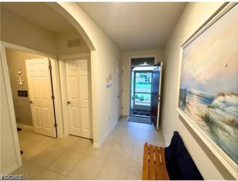 4 bedroom SingleFamilyResidence at 2729 Foralesca Ct, Entrada, Cape Coral — photo 3