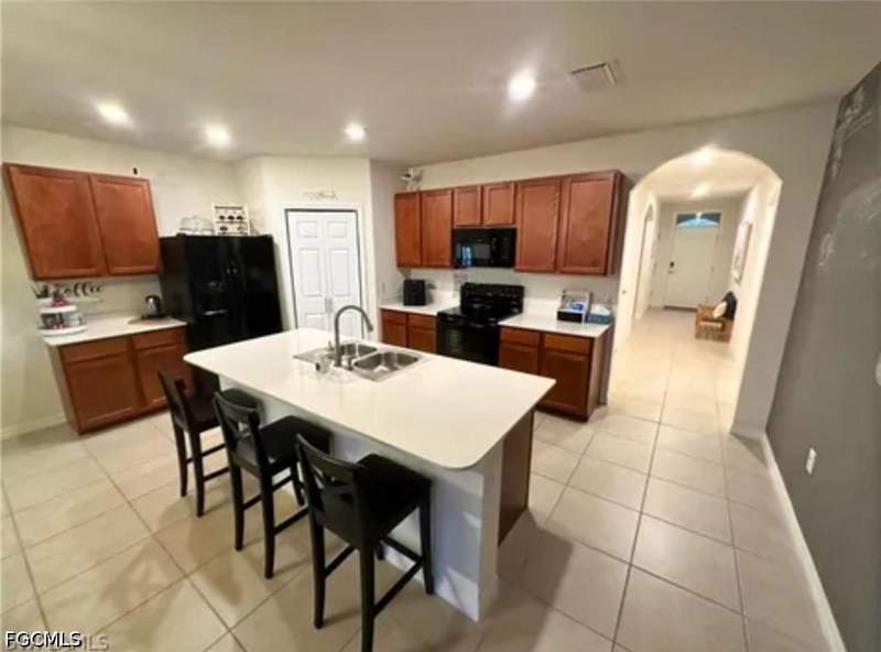 4 bedroom SingleFamilyResidence at 2729 Foralesca Ct, Entrada, Cape Coral — photo 5