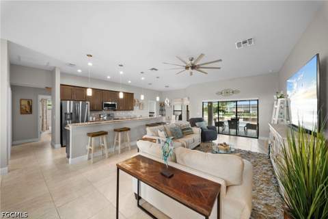 3716 SW 11th Pl, Cape Coral FL - photo 10 of 46