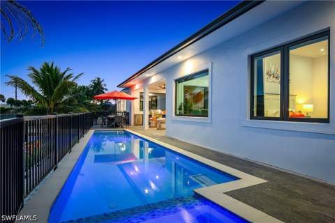 840 Rose Ct, Marco Island FL - photo 9 of 48