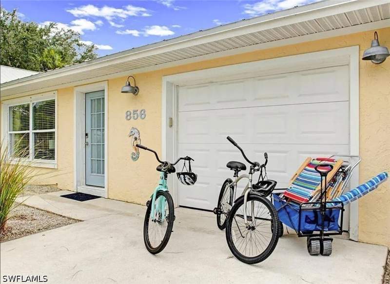 3 bedroom SingleFamilyResidence at 856 98th Ave N, Naples Park, Naples — photo 3