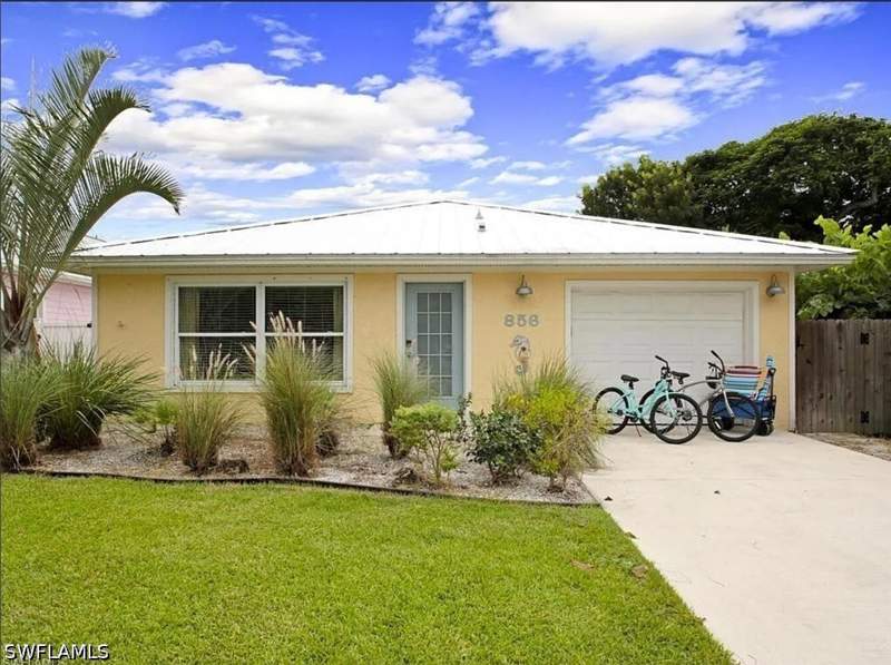 3 bedroom SingleFamilyResidence at 856 98th Ave N, Naples Park, Naples — photo 4