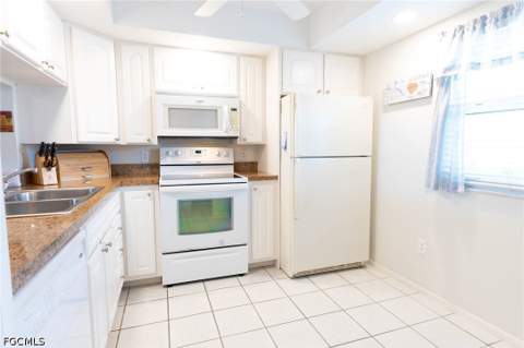 1747 Pebble Beach Dr 302, Fort Myers FL - photo 10 of 30