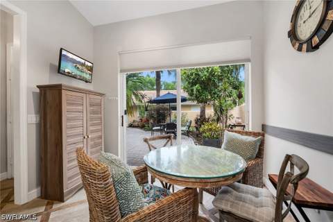 2326 Magnolia Ln 6104, Naples FL - photo 10 of 49