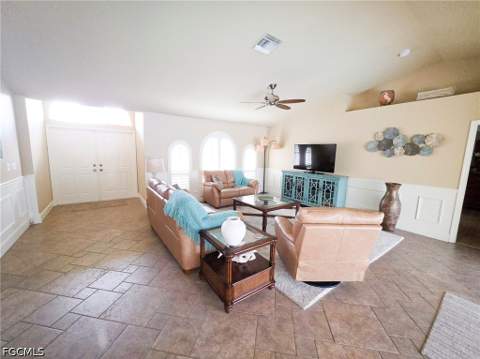 4137 SW 10th Ave, Cape Coral FL - photo 7 of 28
