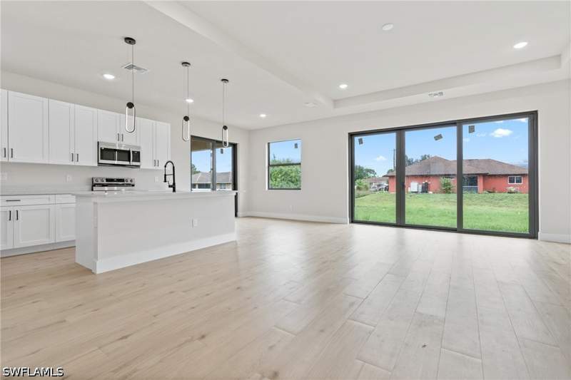 4 bedroom SingleFamilyResidence at 2704 37th St SW, Lehigh Acres, Lehigh Acres — photo 4