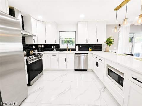 1419 Shelby Pkwy, Cape Coral FL - photo 7 of 48