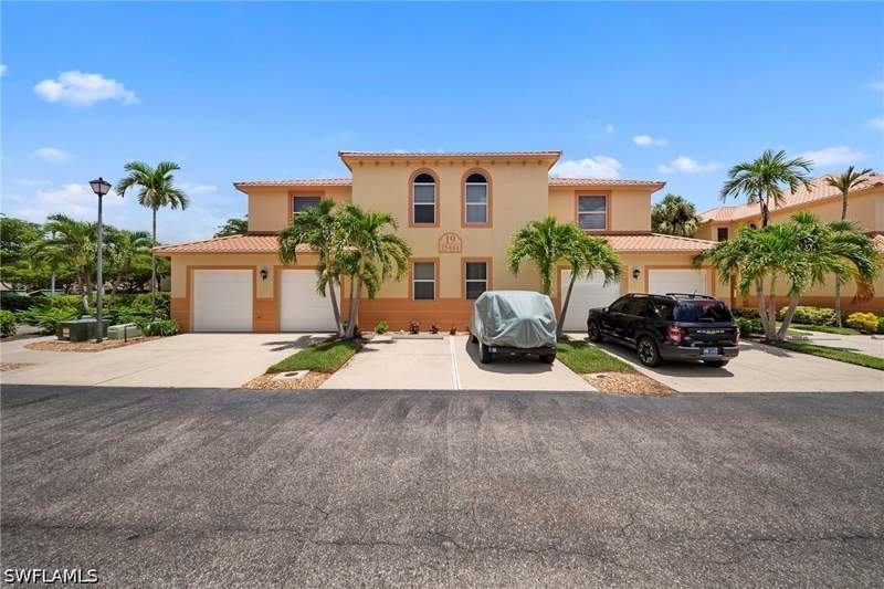 2 bedroom Condominium at 15461 Bellamar Cir 1912, Bellamar, Fort Myers — photo 2