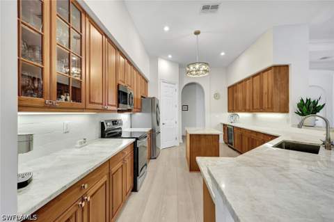 16075 Parque Ln, Naples FL - photo 8 of 31