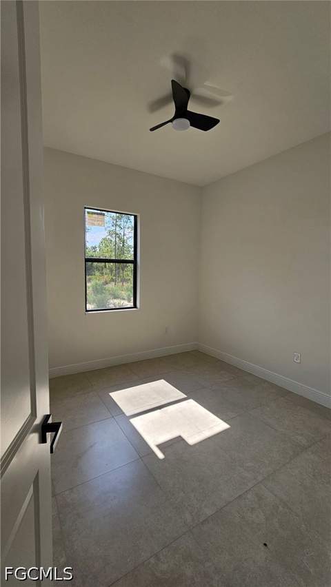 812 Hibiscus Ave, Lehigh Acres FL - photo 13 of 24