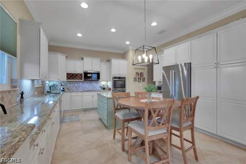 17191 Wrigley Cir, Fort Myers FL - photo 7 of 48