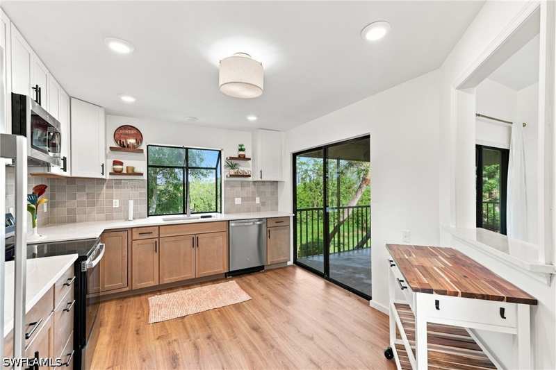 2 bedroom SingleFamilyResidence at 17719 Island Inlet Ct, Island Park Village, Fort Myers — photo 1