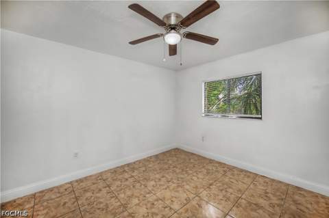 2700 Park Windsor Dr 713, Fort Myers FL - photo 24 of 40