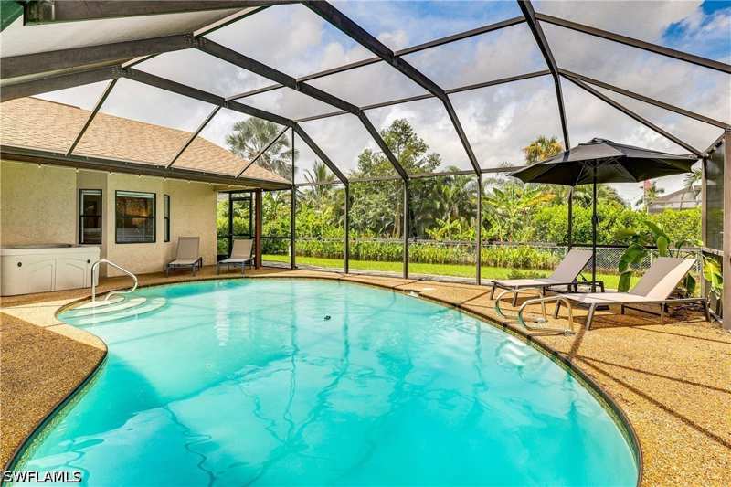3 bedroom SingleFamilyResidence at 6030 Perthshire Ln, Island Park Woodlands, Fort Myers — photo 1