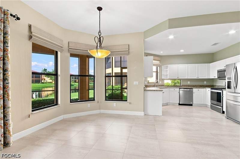 3 bedroom Condominium at 15811 Prentiss Pointe Cir 102, Prentiss Pointe, Fort Myers — photo 5