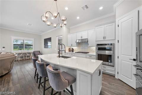 9811 Everglades Dr, Naples FL - photo 10 of 49