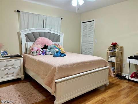 118 SW 10th Ter, Cape Coral FL - photo 10 of 31