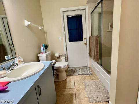 118 SW 10th Ter, Cape Coral FL - photo 11 of 31