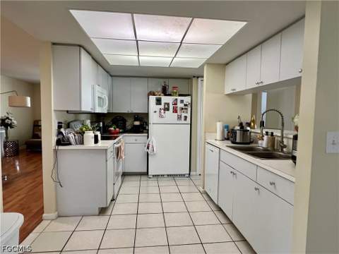 118 SW 10th Ter, Cape Coral FL - photo 18 of 31