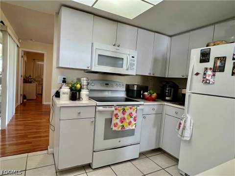 118 SW 10th Ter, Cape Coral FL - photo 20 of 31