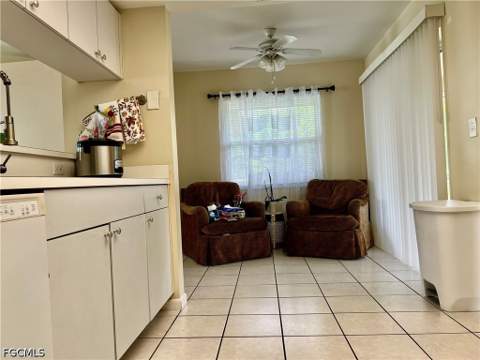 118 SW 10th Ter, Cape Coral FL - photo 24 of 31