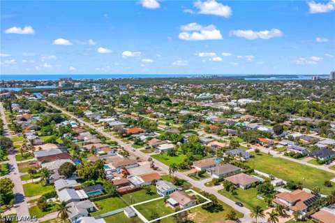 22 3rd St, Bonita Springs FL - photo 8 of 34