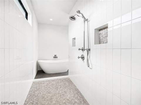 144 Pago Pago Dr W, Naples FL - photo 10 of 50