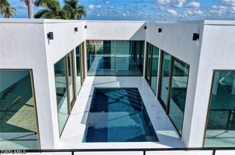 3 bedroom SingleFamilyResidence at 144 Pago Pago Dr W, Isles Of Capri, Naples — photo 3
