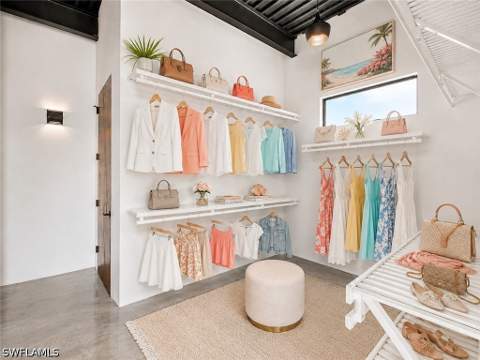 144 Pago Pago Dr W, Naples FL - photo 8 of 50