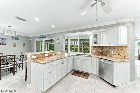 350 Pinehurst Cir, Naples FL - photo 11 of 30