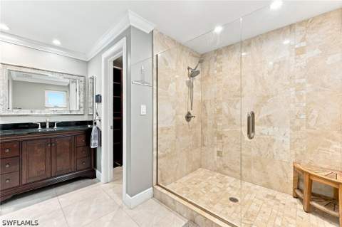 350 Pinehurst Cir, Naples FL - photo 17 of 30