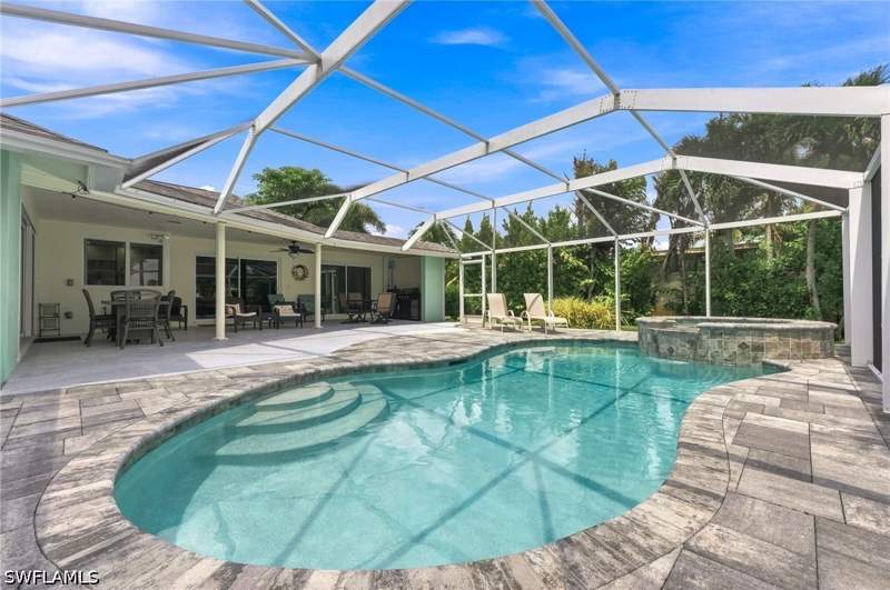 3 bedroom SingleFamilyResidence at 350 Pinehurst Cir, St Andrews At Lely Golf Estates, Naples — photo 3