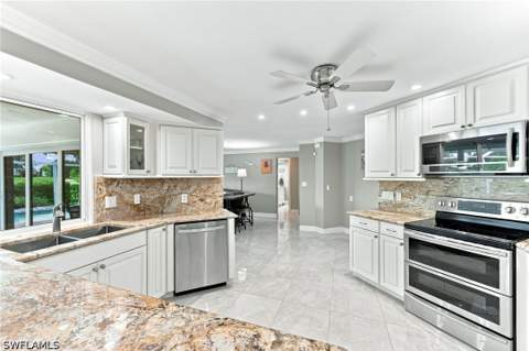 350 Pinehurst Cir, Naples FL - photo 9 of 30
